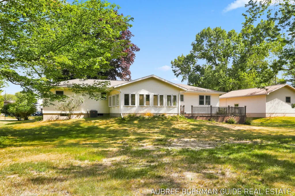 1431 Getz Road Norton Shores City MI 49441
