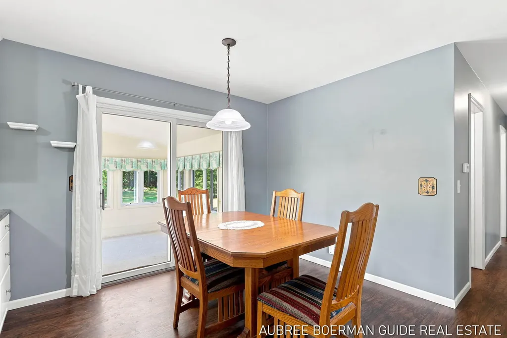 1431 Getz Road Norton Shores City MI 49441