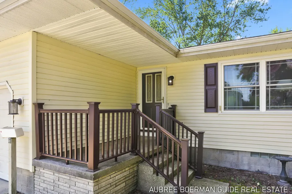 1431 Getz Road Norton Shores City MI 49441