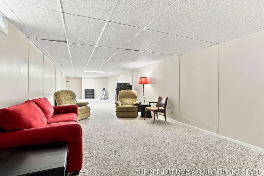 1431 Getz Road Norton Shores City MI 49441