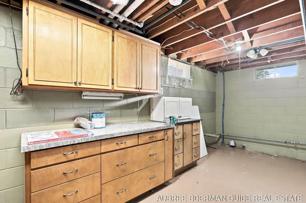 1431 Getz Road Norton Shores City MI 49441