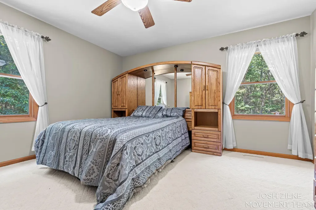 1528 Silver Creek Road Whitehall City MI 49461