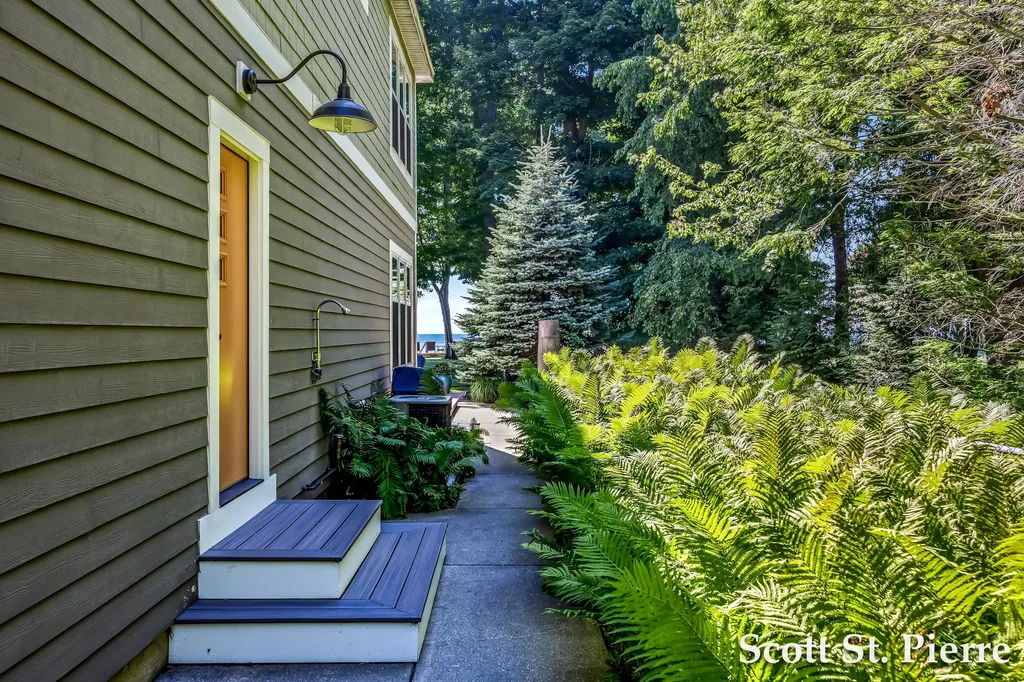 3461 Scenic Drive Fruitland Township MI 49445