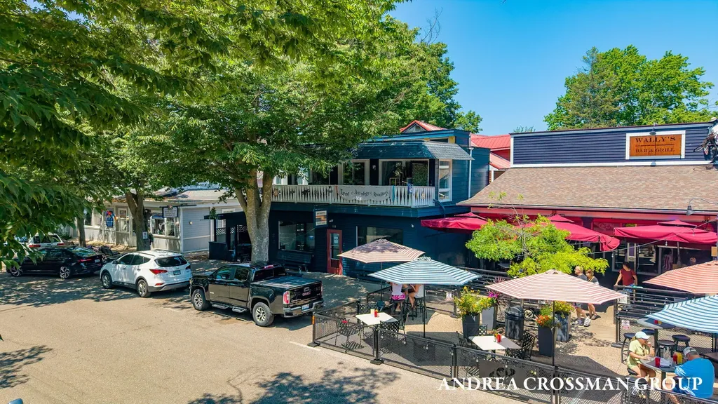 118 Hoffman Street Saugatuck City MI 49453