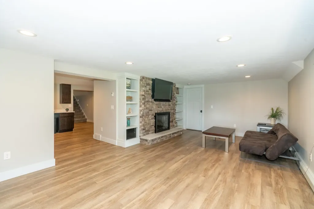 1629 Forest Park Road Norton Shores City MI 49441