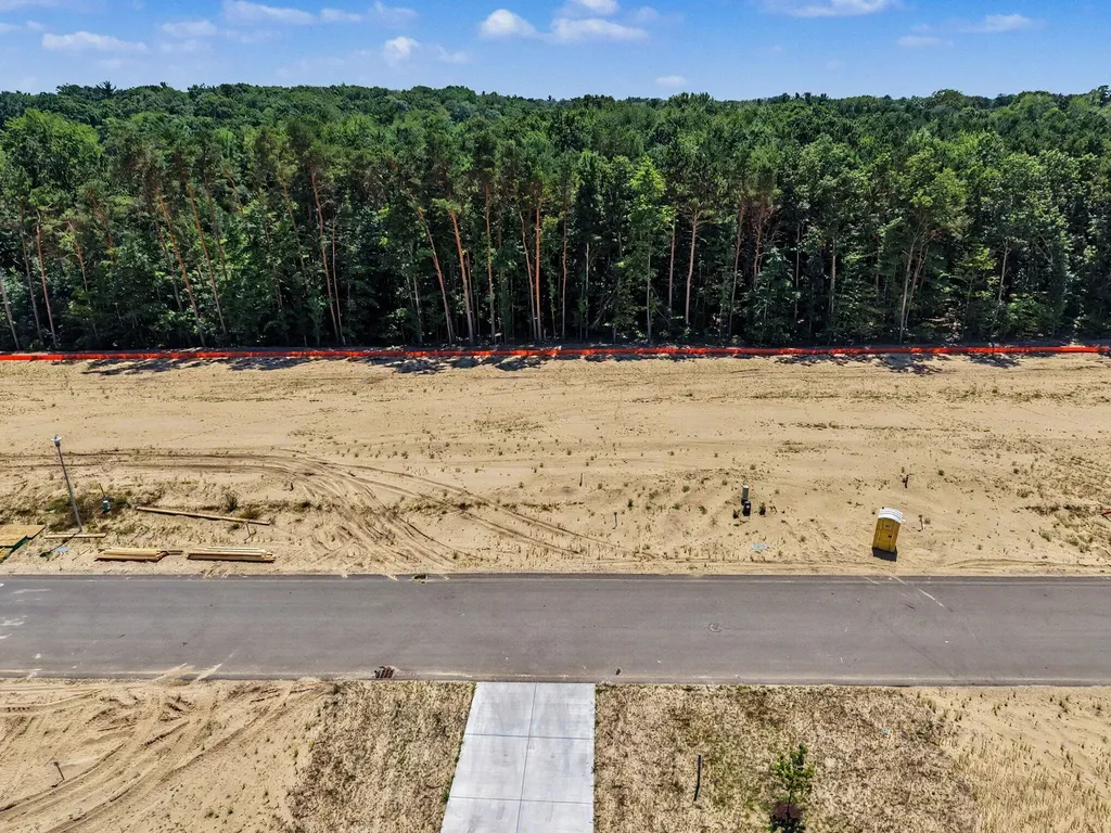 2489 Gray Wolf Way Fruitport Charter Township MI 49444