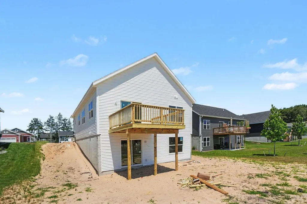 2489 Gray Wolf Way Fruitport Charter Township MI 49444