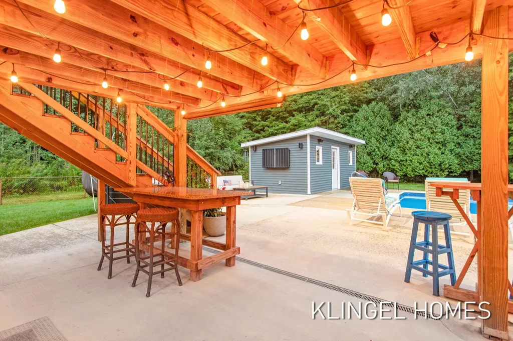 16165 148th Avenue Spring Lake Township MI 49456
