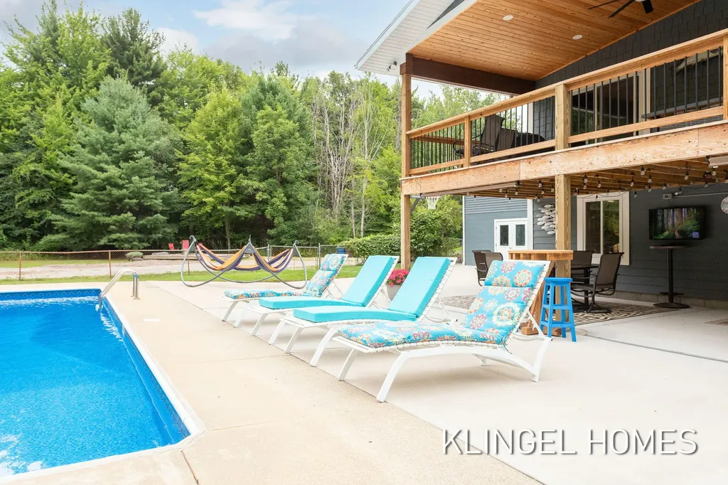 16165 148th Avenue Spring Lake Township MI 49456