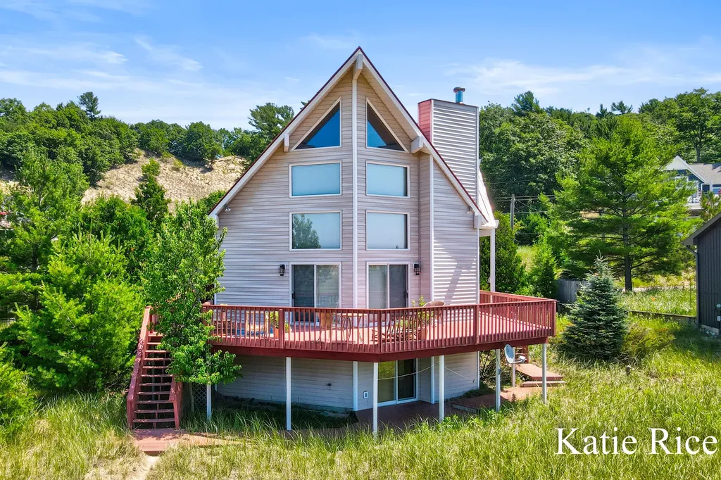 9221 W Thomas Road Benona Township MI 49455