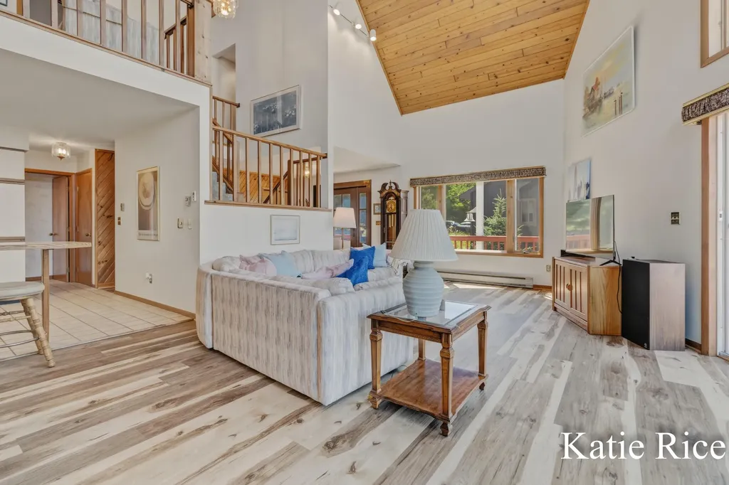 9221 W Thomas Road Benona Township MI 49455