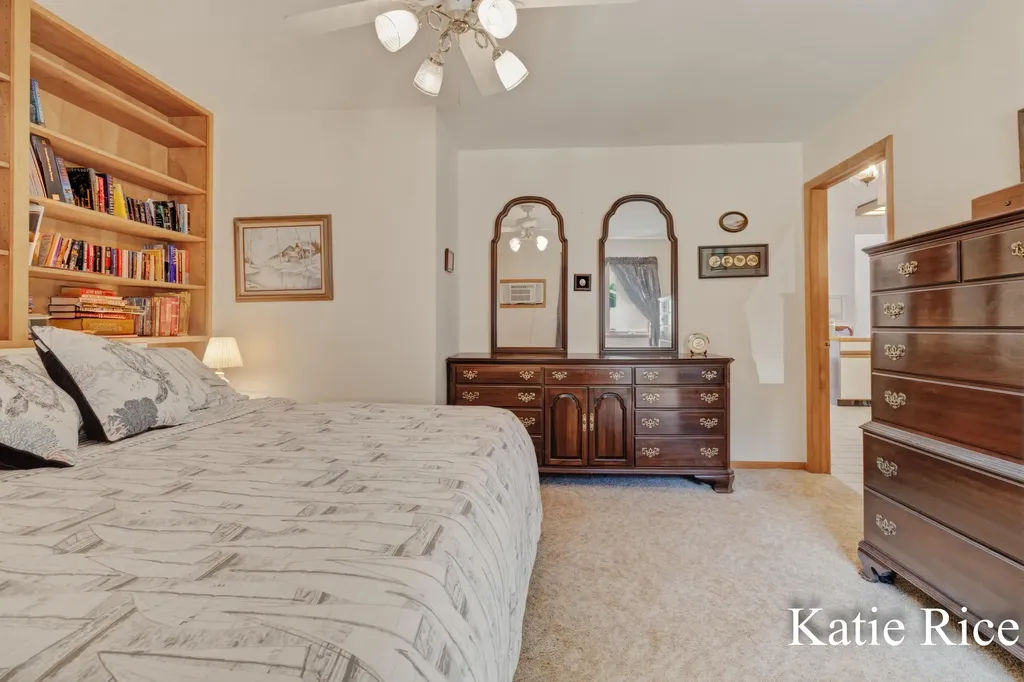 9221 W Thomas Road Benona Township MI 49455