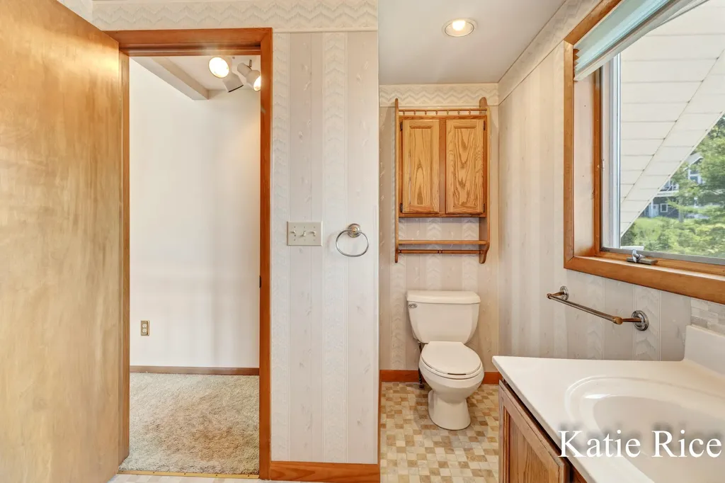 9221 W Thomas Road Benona Township MI 49455