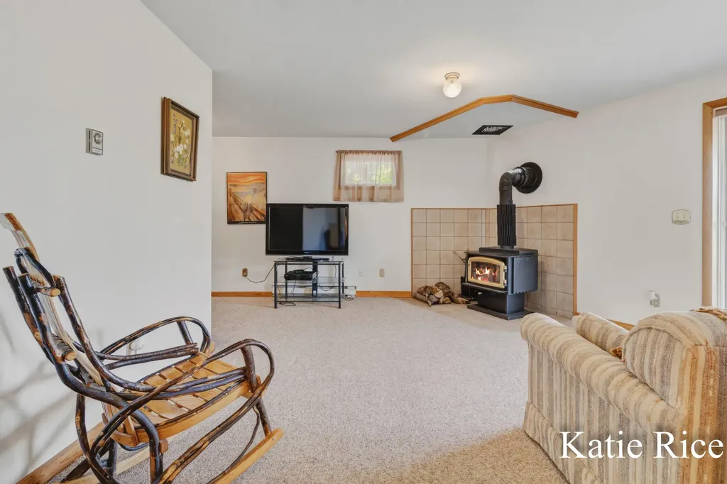 9221 W Thomas Road Benona Township MI 49455