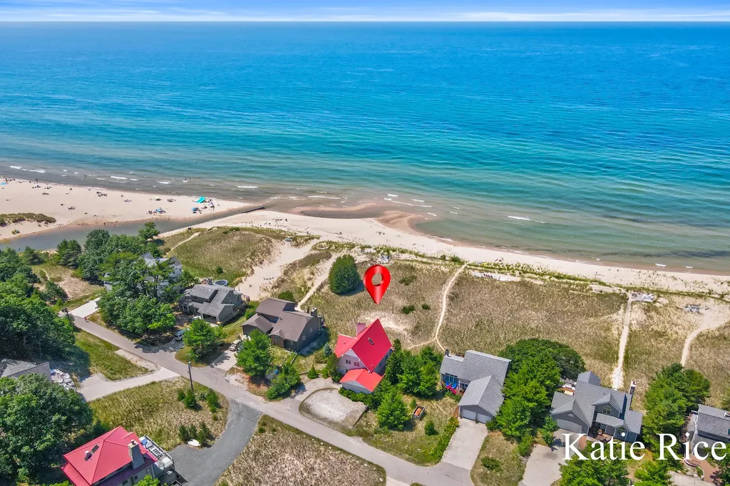 9221 W Thomas Road Benona Township MI 49455