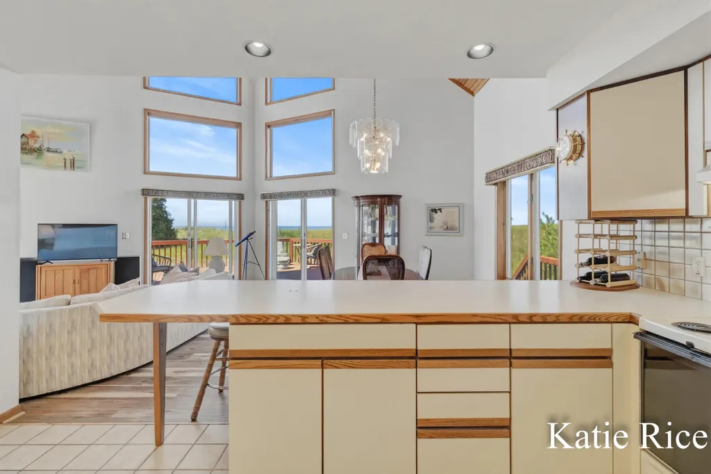 9221 W Thomas Road Benona Township MI 49455