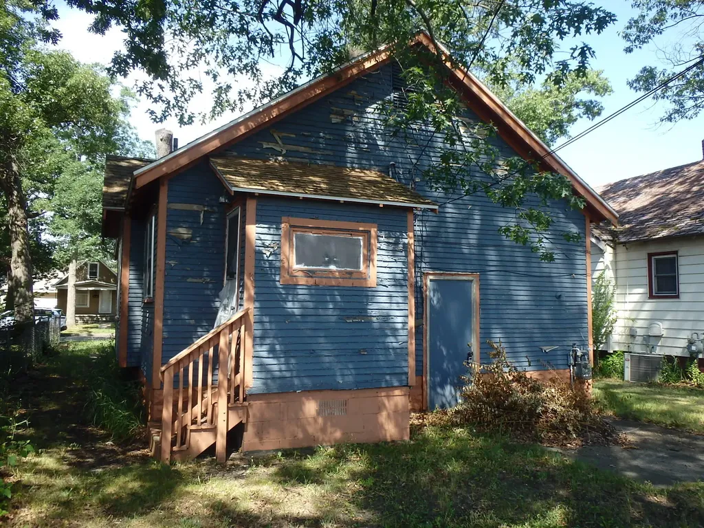 2012 5th Street Muskegon Heights City MI 49444