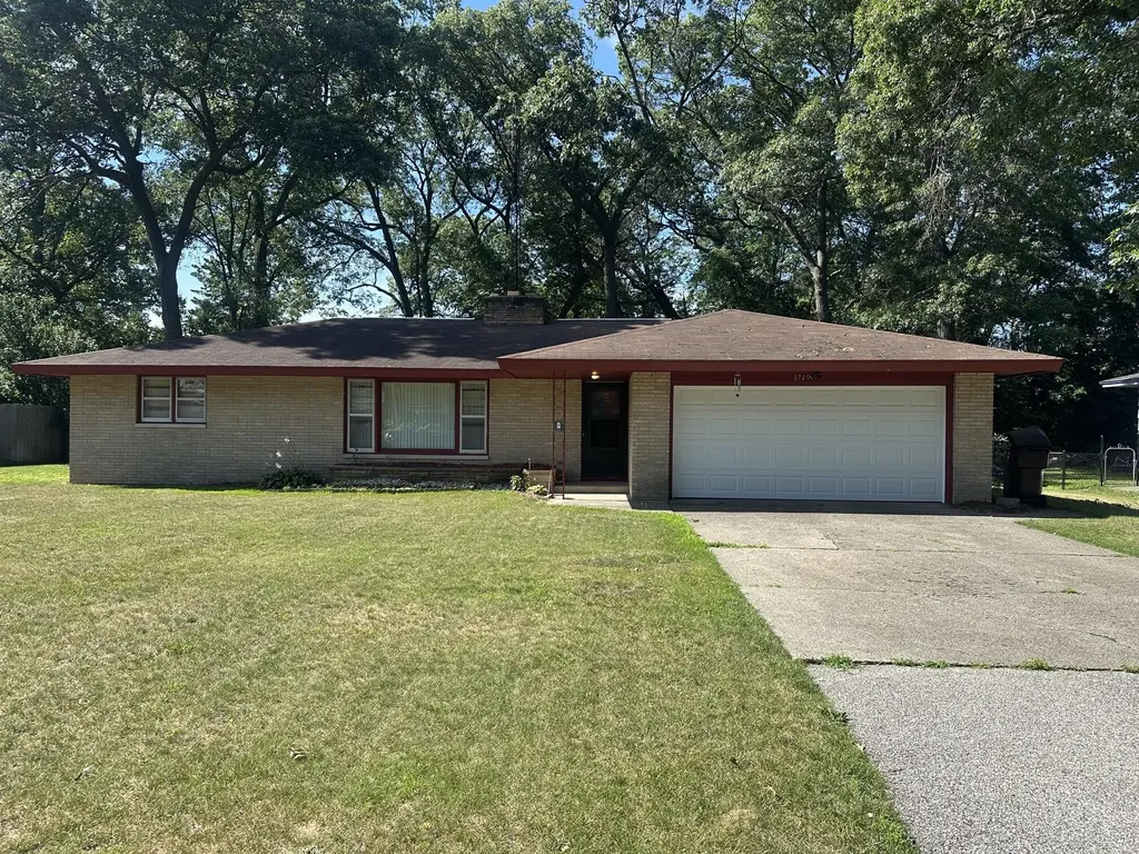 1749 Southland Drive Muskegon Charter Township MI 49442