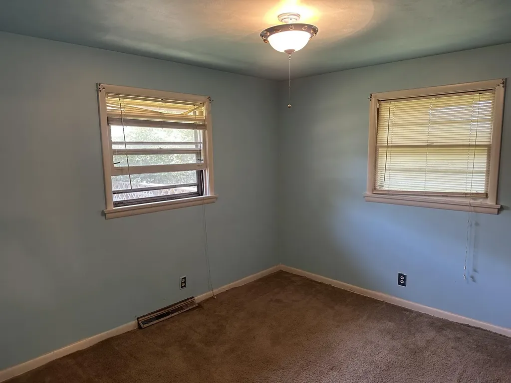 1749 Southland Drive Muskegon Charter Township MI 49442