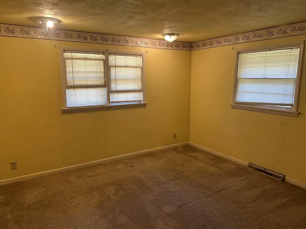 1749 Southland Drive Muskegon Charter Township MI 49442