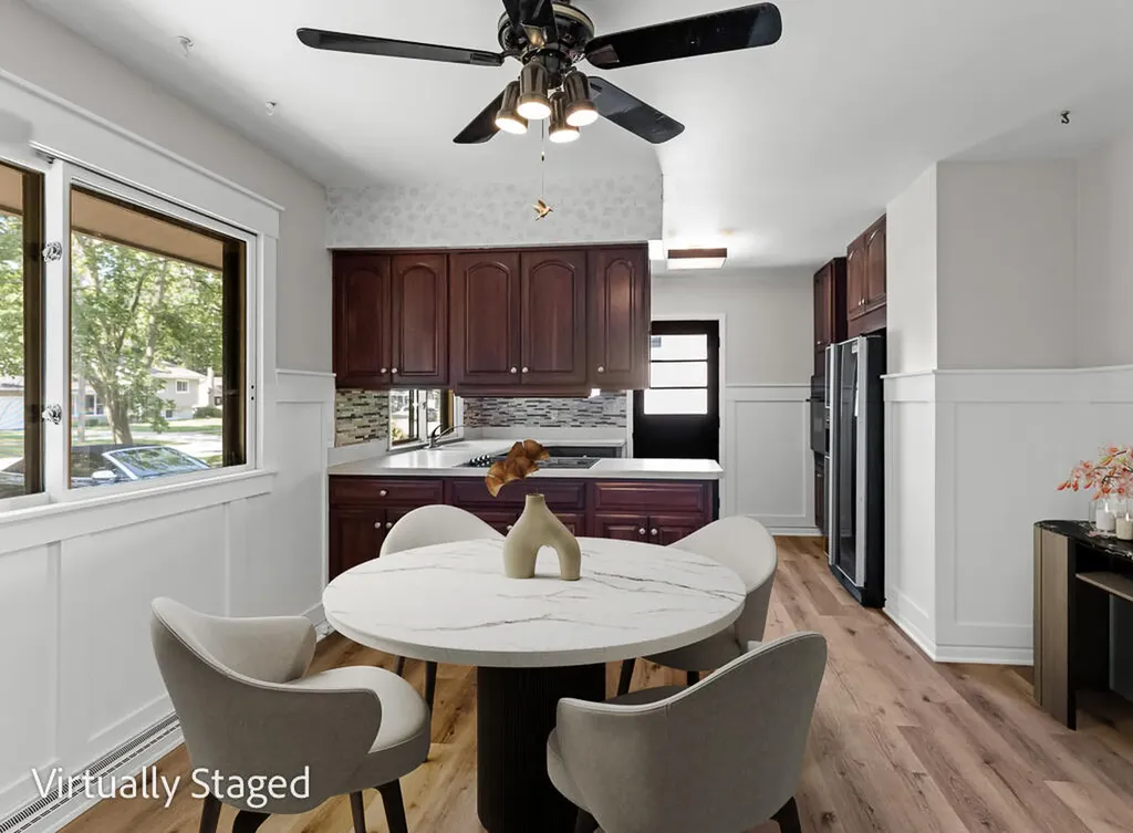 1832 Southwood Avenue Norton Shores City MI 49441