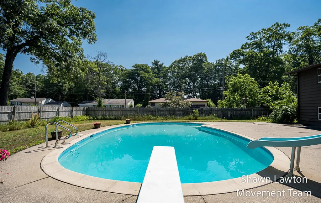 1832 Southwood Avenue Norton Shores City MI 49441