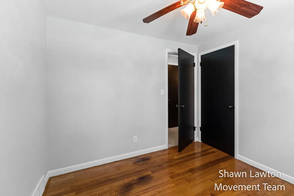 1832 Southwood Avenue Norton Shores City MI 49441