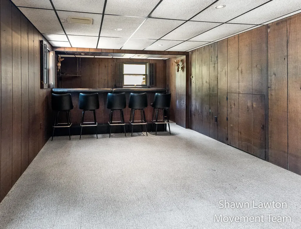 1832 Southwood Avenue Norton Shores City MI 49441