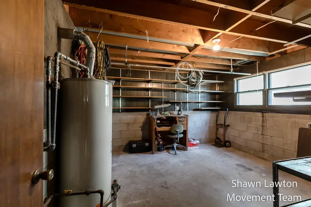 1832 Southwood Avenue Norton Shores City MI 49441