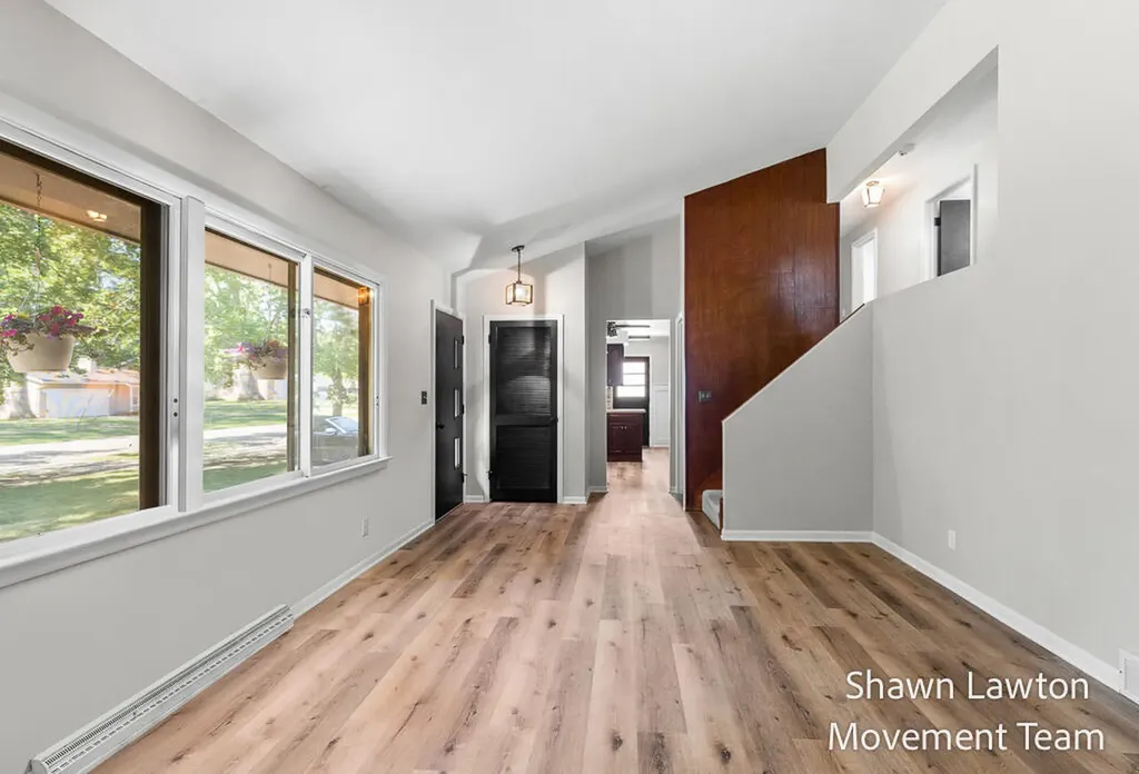 1832 Southwood Avenue Norton Shores City MI 49441