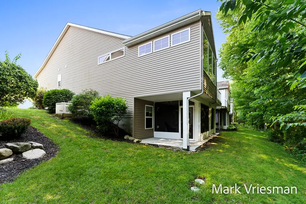 17011 Pickett Lane Crockery Township MI 49448