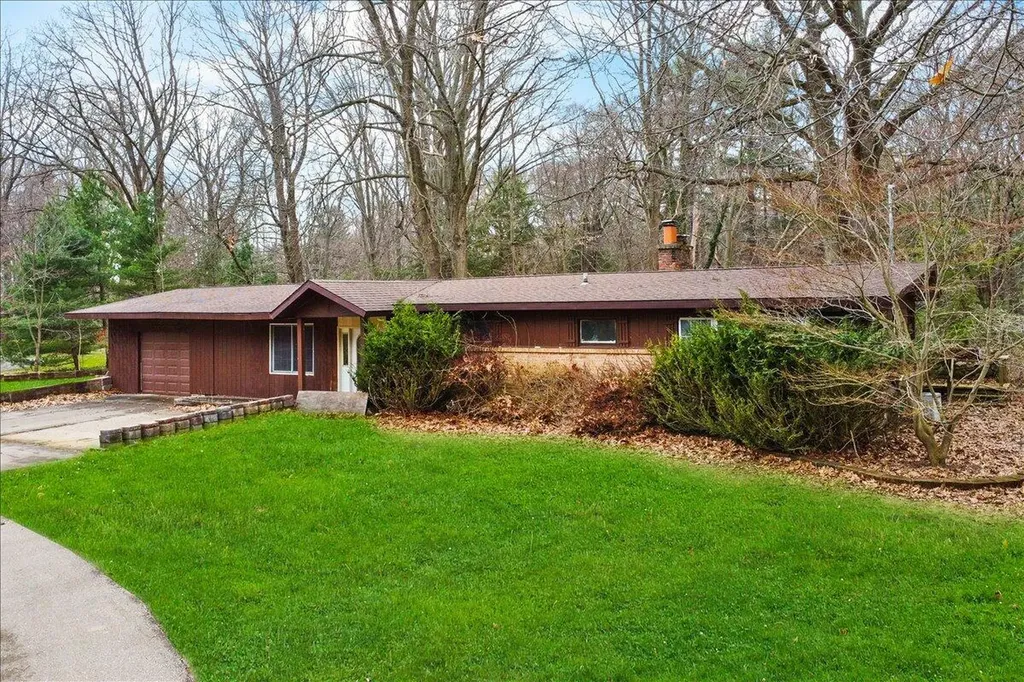 3480 64th Street Saugatuck Township MI 49453