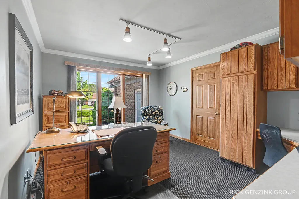 400 W 35th Street Holland City MI 49423