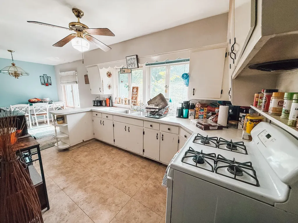 744 S Quarterline Road Muskegon Charter Township MI 49442