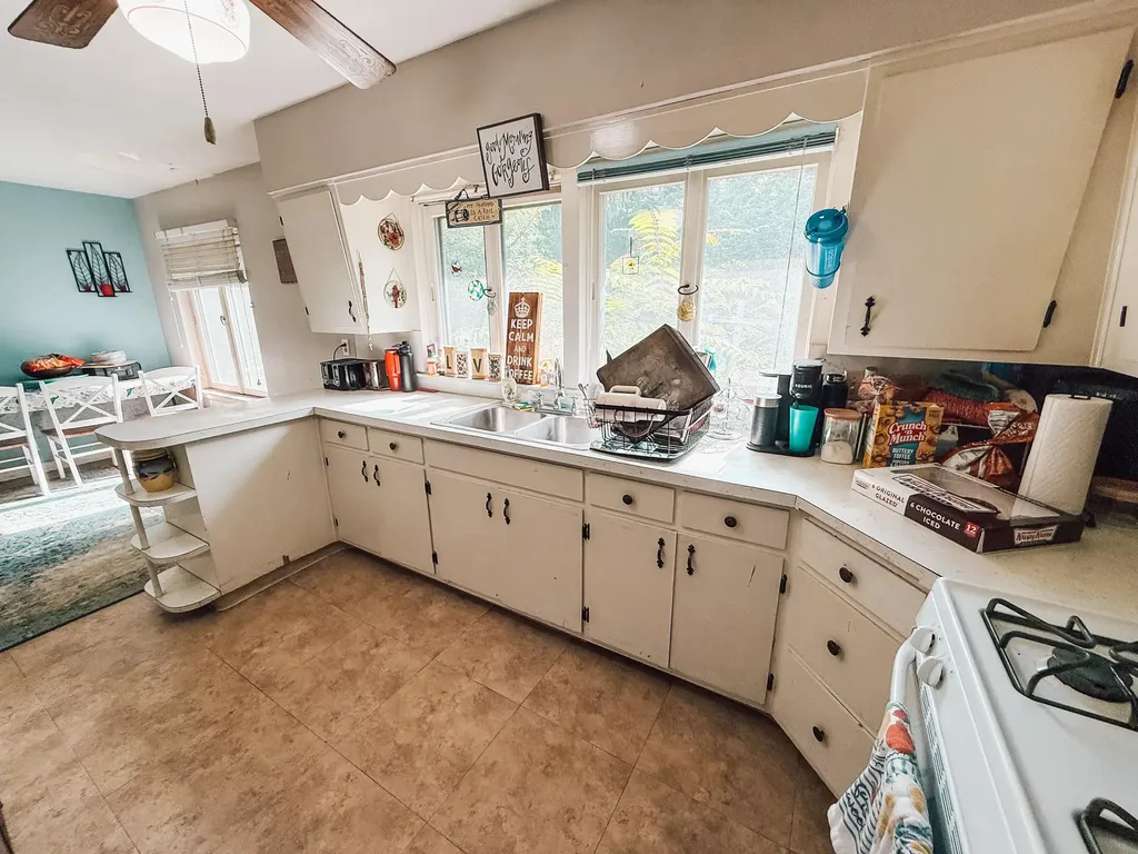 744 S Quarterline Road Muskegon Charter Township MI 49442
