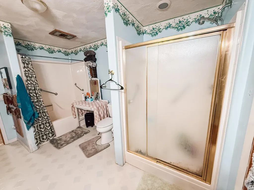 744 S Quarterline Road Muskegon Charter Township MI 49442