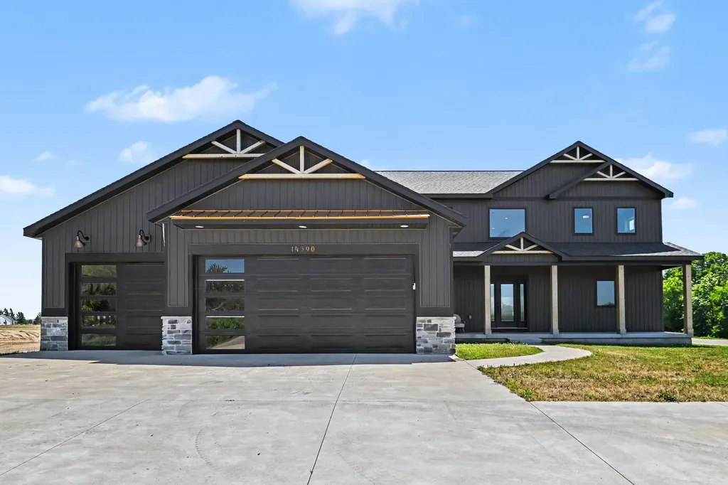 14390 New Holland Street Holland Charter Township MI 49424