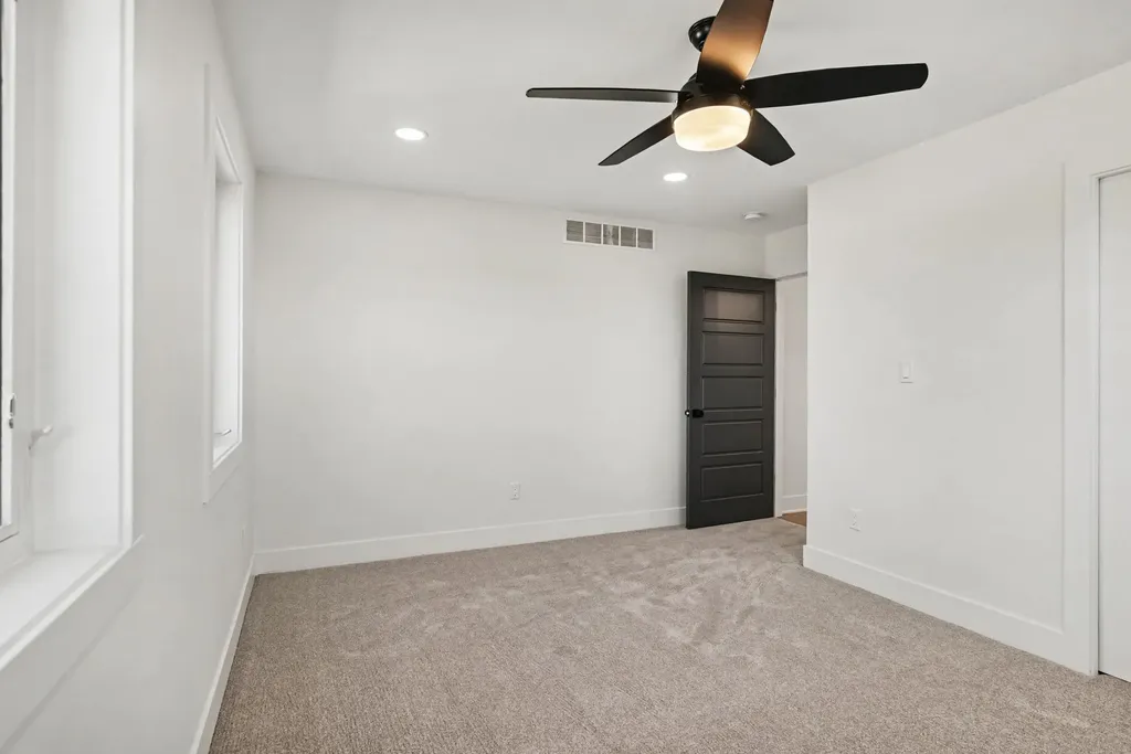 14390 New Holland Street Holland Charter Township MI 49424