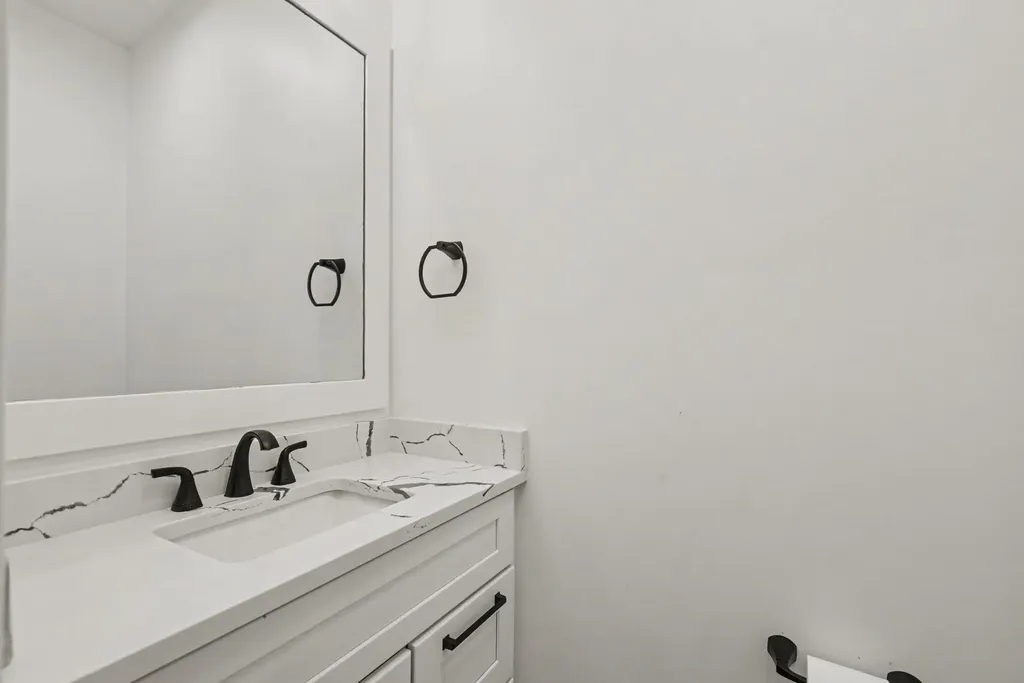 14390 New Holland Street Holland Charter Township MI 49424