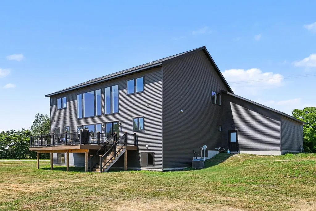14390 New Holland Street Holland Charter Township MI 49424