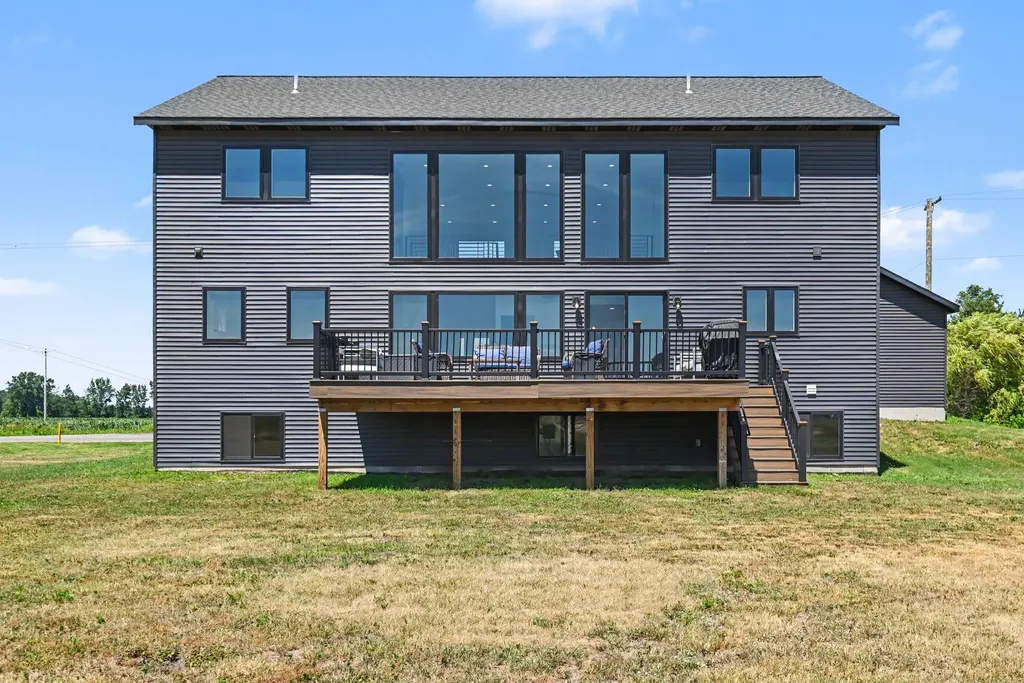 14390 New Holland Street Holland Charter Township MI 49424