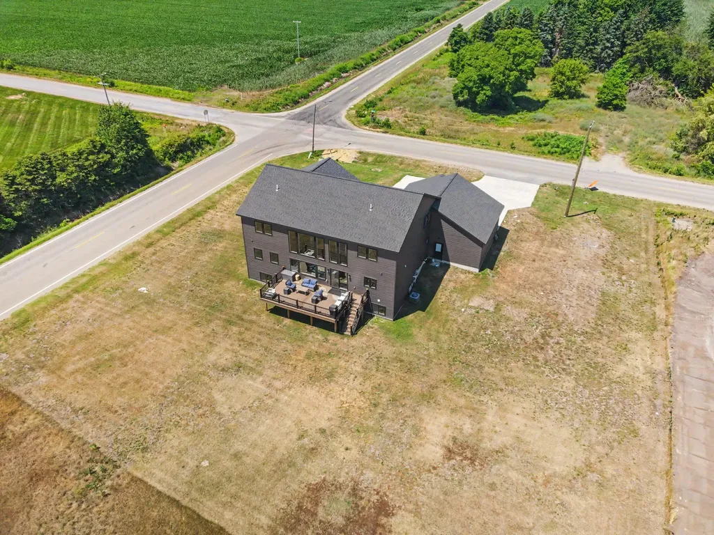 14390 New Holland Street Holland Charter Township MI 49424