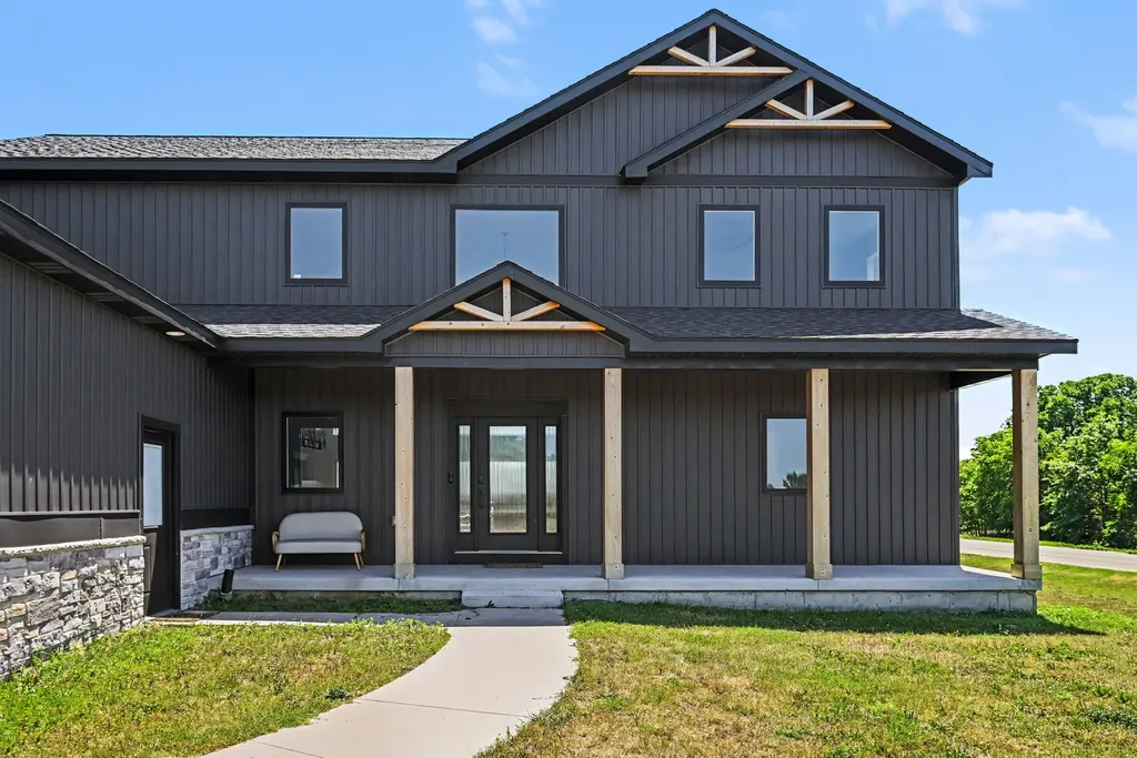 14390 New Holland Street Holland Charter Township MI 49424