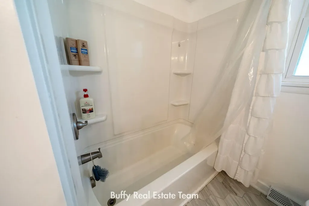 2160 Garland Drive Norton Shores City MI 49441