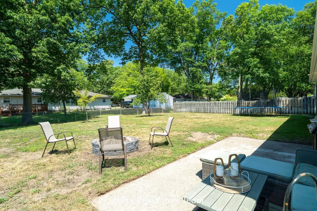 2160 Garland Drive Norton Shores City MI 49441