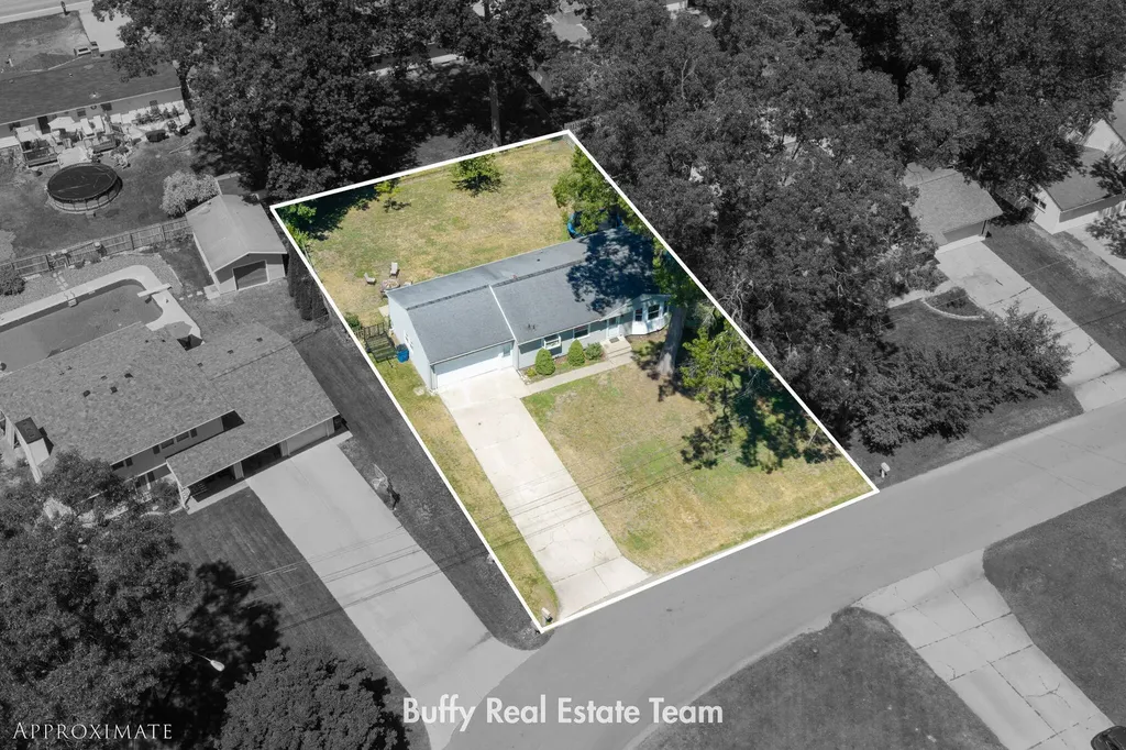 2160 Garland Drive Norton Shores City MI 49441