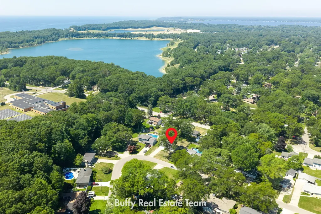 2160 Garland Drive Norton Shores City MI 49441