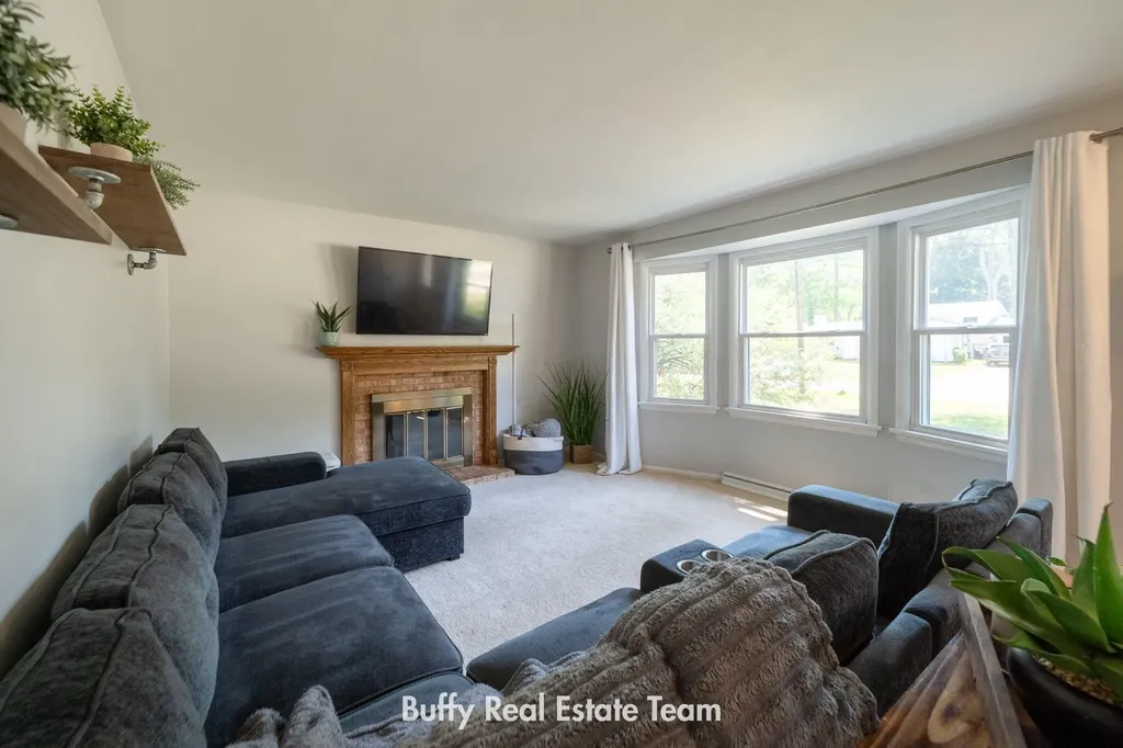 2160 Garland Drive Norton Shores City MI 49441
