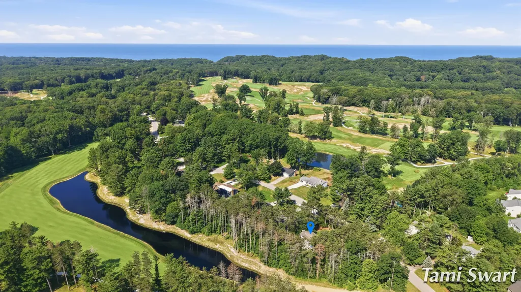 16864 Timber Dunes Drive Grand Haven Charter Township MI 49417