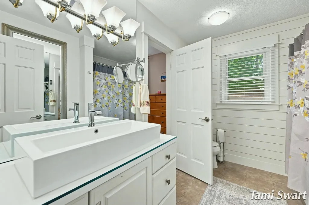 16864 Timber Dunes Drive Grand Haven Charter Township MI 49417